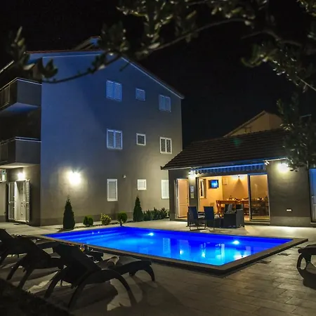 Magnolia By Apartament Split