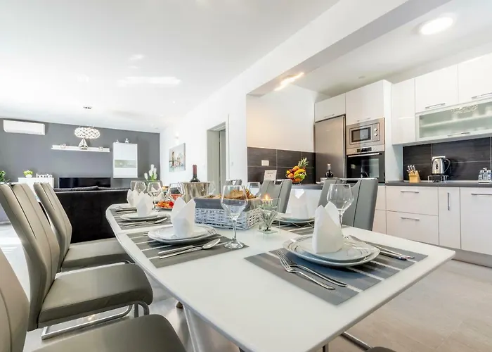 Апартаменти Magnolia By Спліт