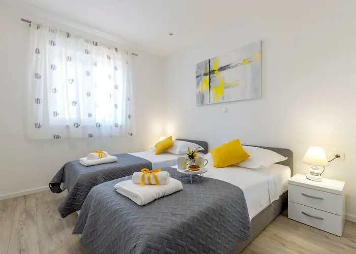 Magnolia By Спліт